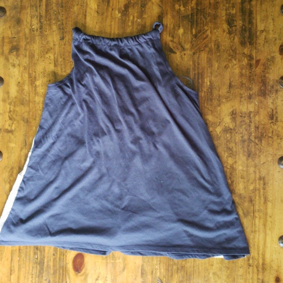 Vanity Tank top - Picture 2 of 2